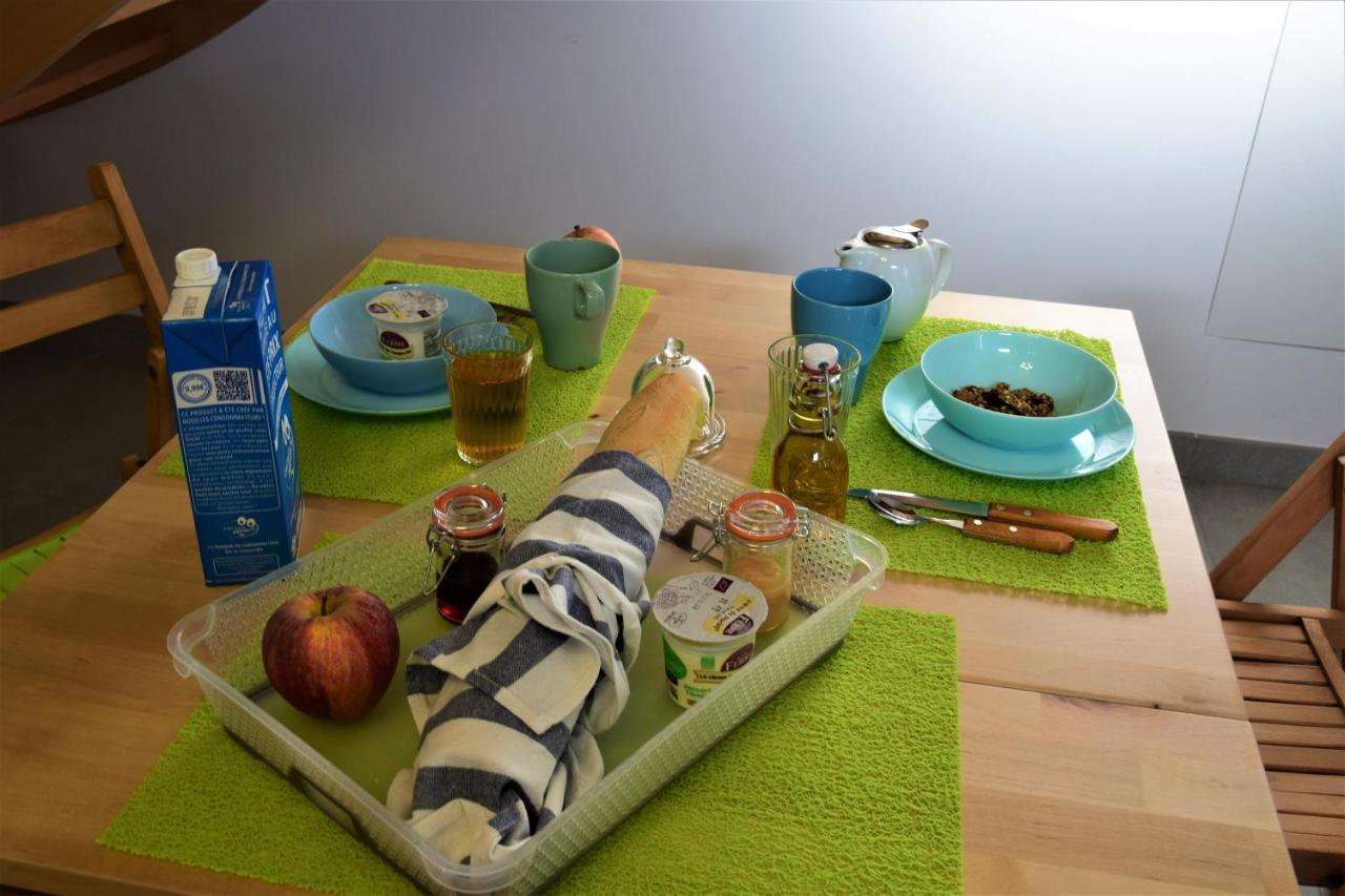 Maison Eclusiere Le Port, Les Refuges Du Halage Holiday home Sace