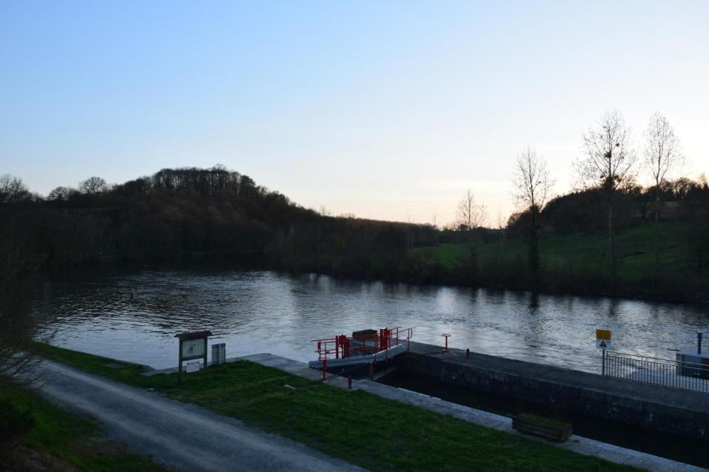 Maison Eclusiere Le Port, Les Refuges Du Halage Holiday home *